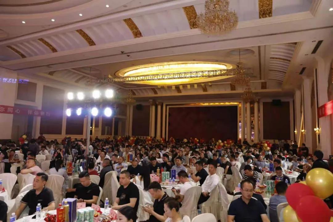 社會各界嘉賓與銷售經理、新聞媒體及網紅代表600余人，盛況空前引人注目